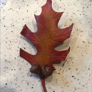 3/$35 🍁Handmade Leather Leaf Brooch Pin